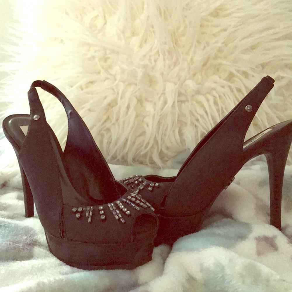 Vera Wang slingback heels